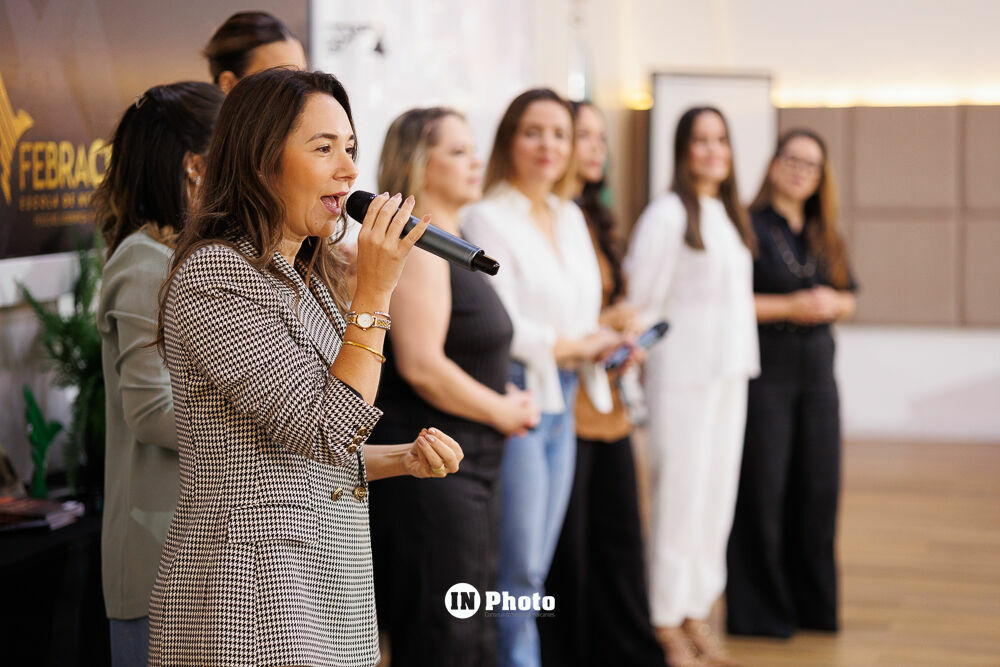 Foto Legado em Retratos: histórias, presença e conexões no treinamento doTerra em Goiânia Foto Legado em Retratos: histórias, presença e conexões no treinamento doTerra em Goiânia - Imagem 32