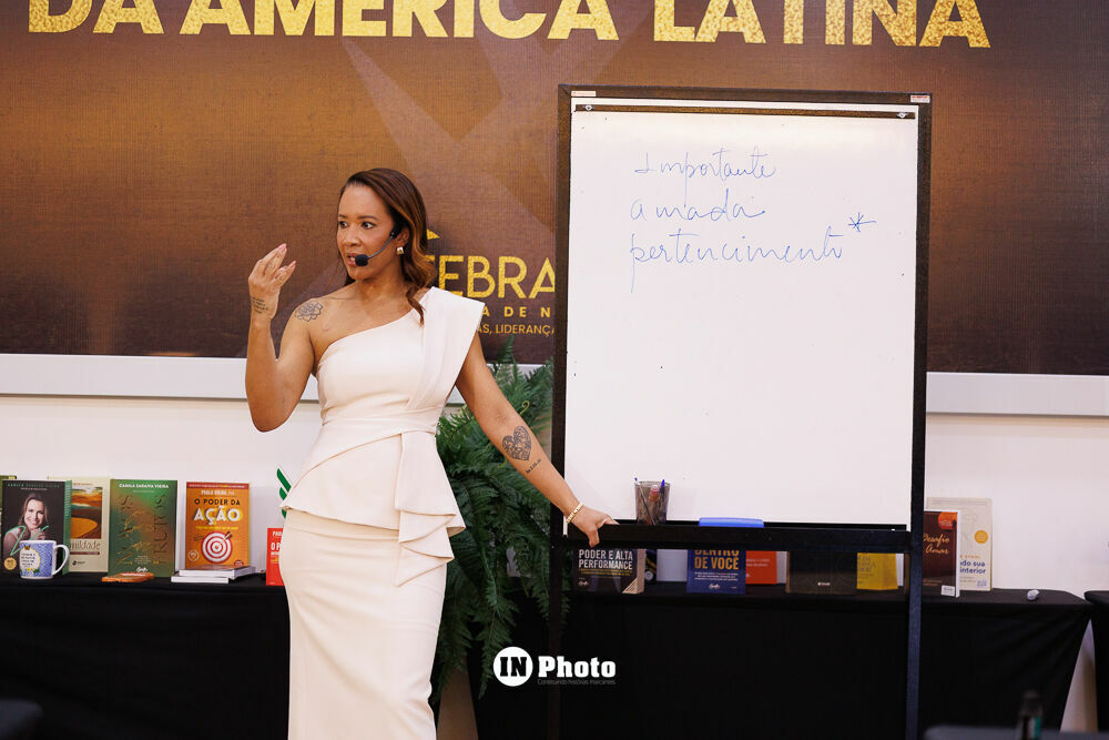 Foto Legado em Retratos: histórias, presença e conexões no treinamento doTerra em Goiânia Foto Legado em Retratos: histórias, presença e conexões no treinamento doTerra em Goiânia - Imagem 182