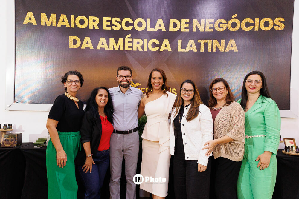 Foto Legado em Retratos: histórias, presença e conexões no treinamento doTerra em Goiânia Foto Legado em Retratos: histórias, presença e conexões no treinamento doTerra em Goiânia - Imagem 230