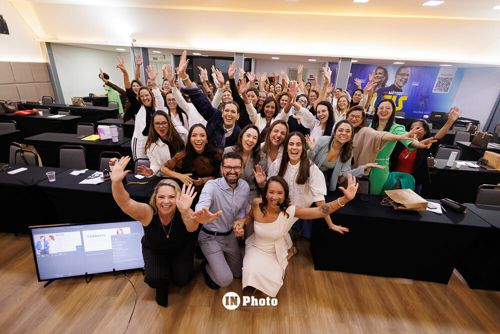 Foto Legado em Retratos: histórias, presença e conexões no treinamento doTerra em Goiânia Foto Legado em Retratos: histórias, presença e conexões no treinamento doTerra em Goiânia - Imagem 225