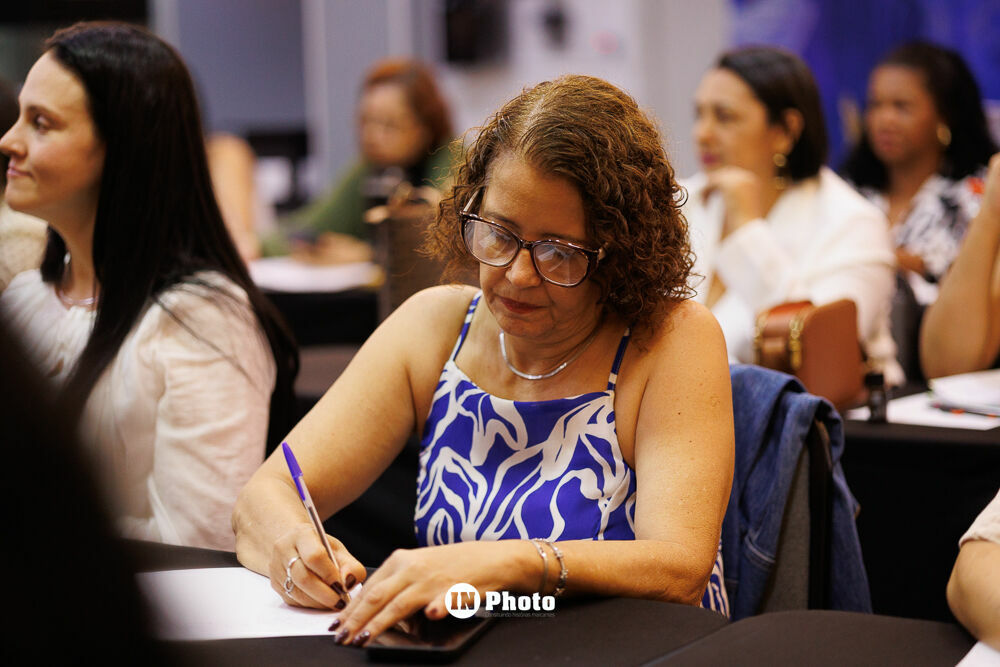 Foto Legado em Retratos: histórias, presença e conexões no treinamento doTerra em Goiânia Foto Legado em Retratos: histórias, presença e conexões no treinamento doTerra em Goiânia - Imagem 115