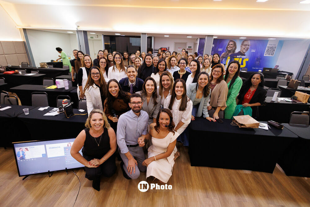 Foto Legado em Retratos: histórias, presença e conexões no treinamento doTerra em Goiânia Foto Legado em Retratos: histórias, presença e conexões no treinamento doTerra em Goiânia - Imagem 222