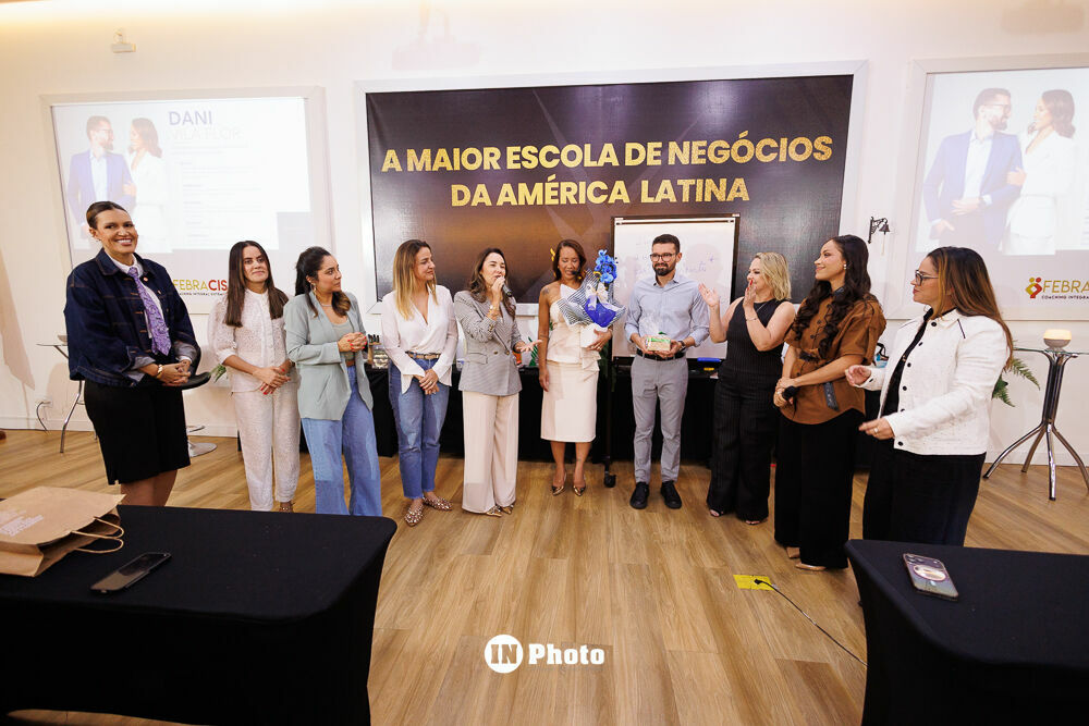 Foto Legado em Retratos: histórias, presença e conexões no treinamento doTerra em Goiânia Foto Legado em Retratos: histórias, presença e conexões no treinamento doTerra em Goiânia - Imagem 218