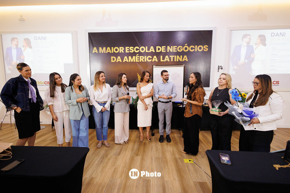 Foto Legado em Retratos: histórias, presença e conexões no treinamento doTerra em Goiânia Foto Legado em Retratos: histórias, presença e conexões no treinamento doTerra em Goiânia - Imagem 214