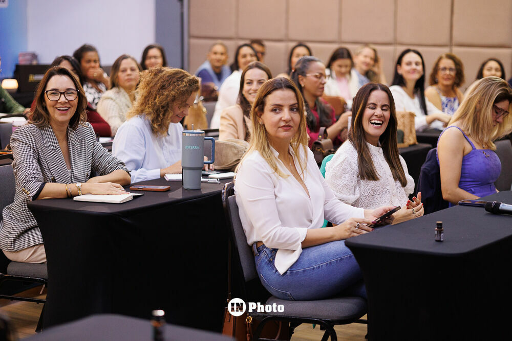 Foto Legado em Retratos: histórias, presença e conexões no treinamento doTerra em Goiânia Foto Legado em Retratos: histórias, presença e conexões no treinamento doTerra em Goiânia - Imagem 59