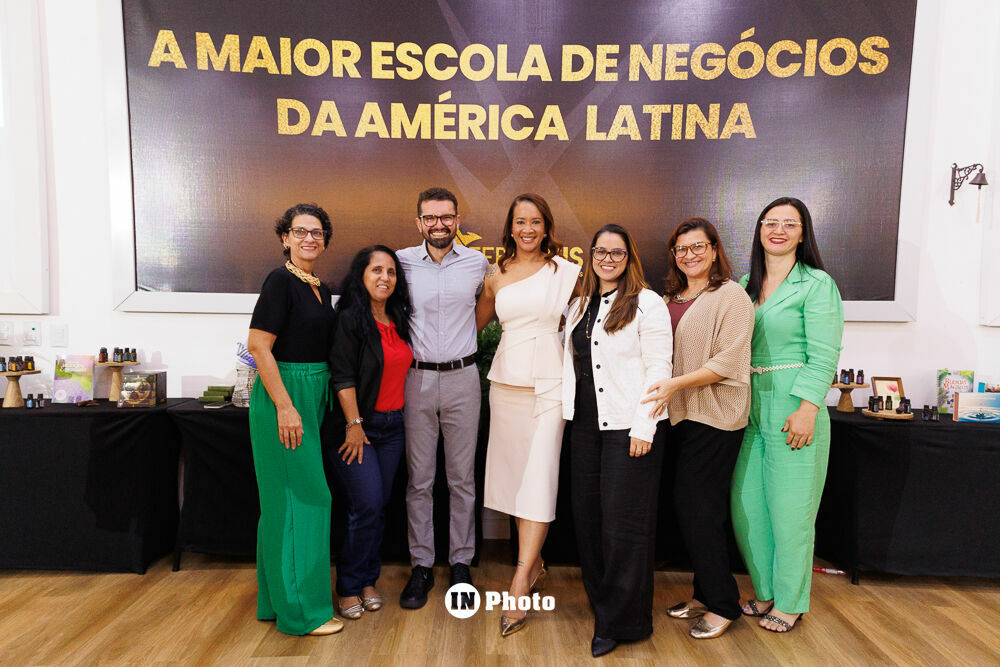 Foto Legado em Retratos: histórias, presença e conexões no treinamento doTerra em Goiânia Foto Legado em Retratos: histórias, presença e conexões no treinamento doTerra em Goiânia - Imagem 229
