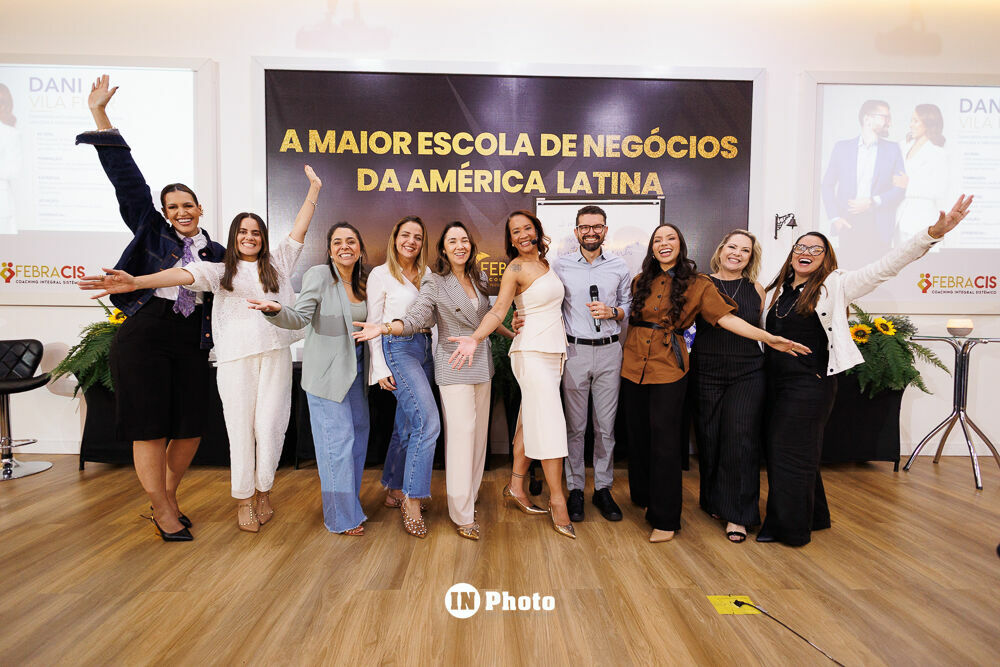 Foto Legado em Retratos: histórias, presença e conexões no treinamento doTerra em Goiânia Foto Legado em Retratos: histórias, presença e conexões no treinamento doTerra em Goiânia - Imagem 211