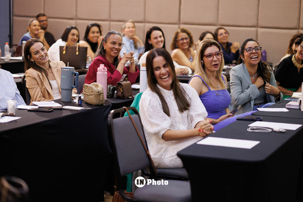 Foto Legado em Retratos: histórias, presença e conexões no treinamento doTerra em Goiânia Foto Legado em Retratos: histórias, presença e conexões no treinamento doTerra em Goiânia - Imagem 184
