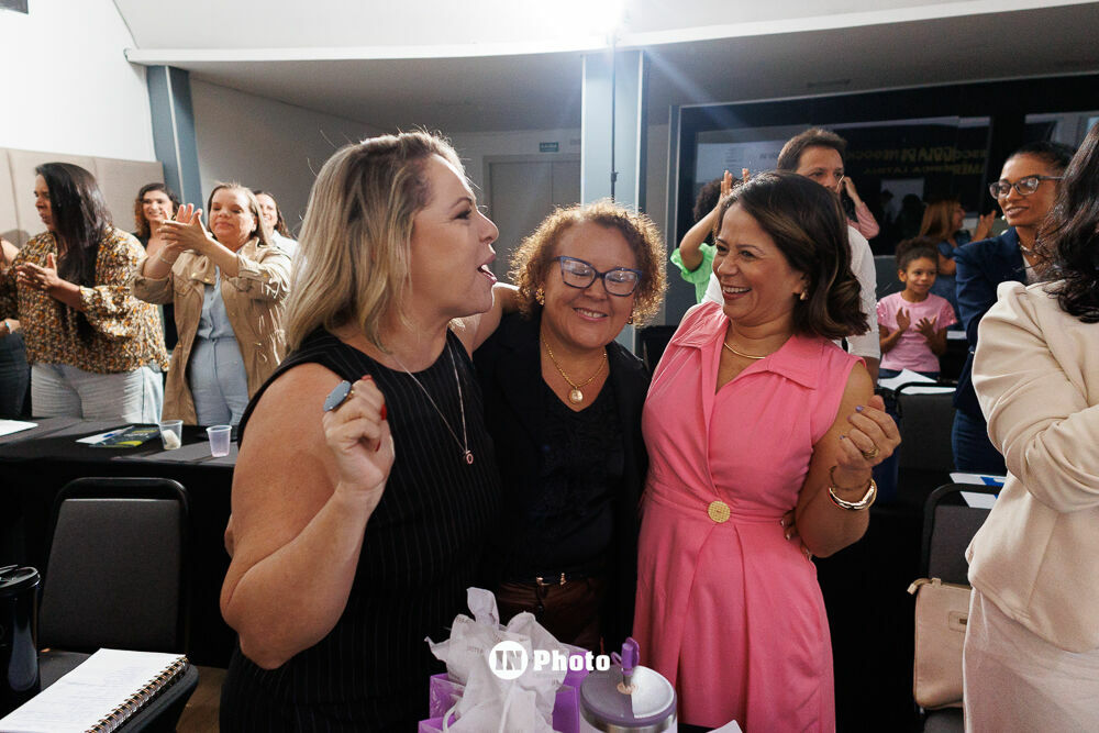 Foto Legado em Retratos: histórias, presença e conexões no treinamento doTerra em Goiânia Foto Legado em Retratos: histórias, presença e conexões no treinamento doTerra em Goiânia - Imagem 197