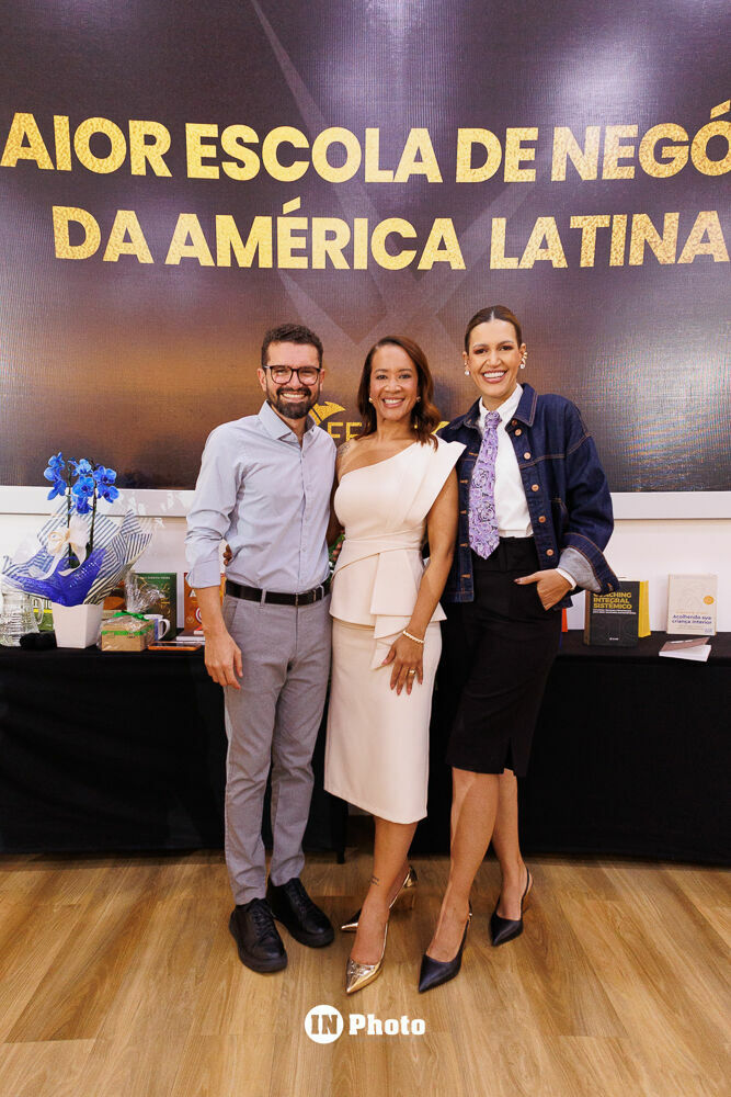 Foto Legado em Retratos: histórias, presença e conexões no treinamento doTerra em Goiânia Foto Legado em Retratos: histórias, presença e conexões no treinamento doTerra em Goiânia - Imagem 238